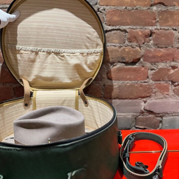 Nick Fouquet × God’s True Cashmere Fedora — Light Stone/Taupe - Picture 9 of 13